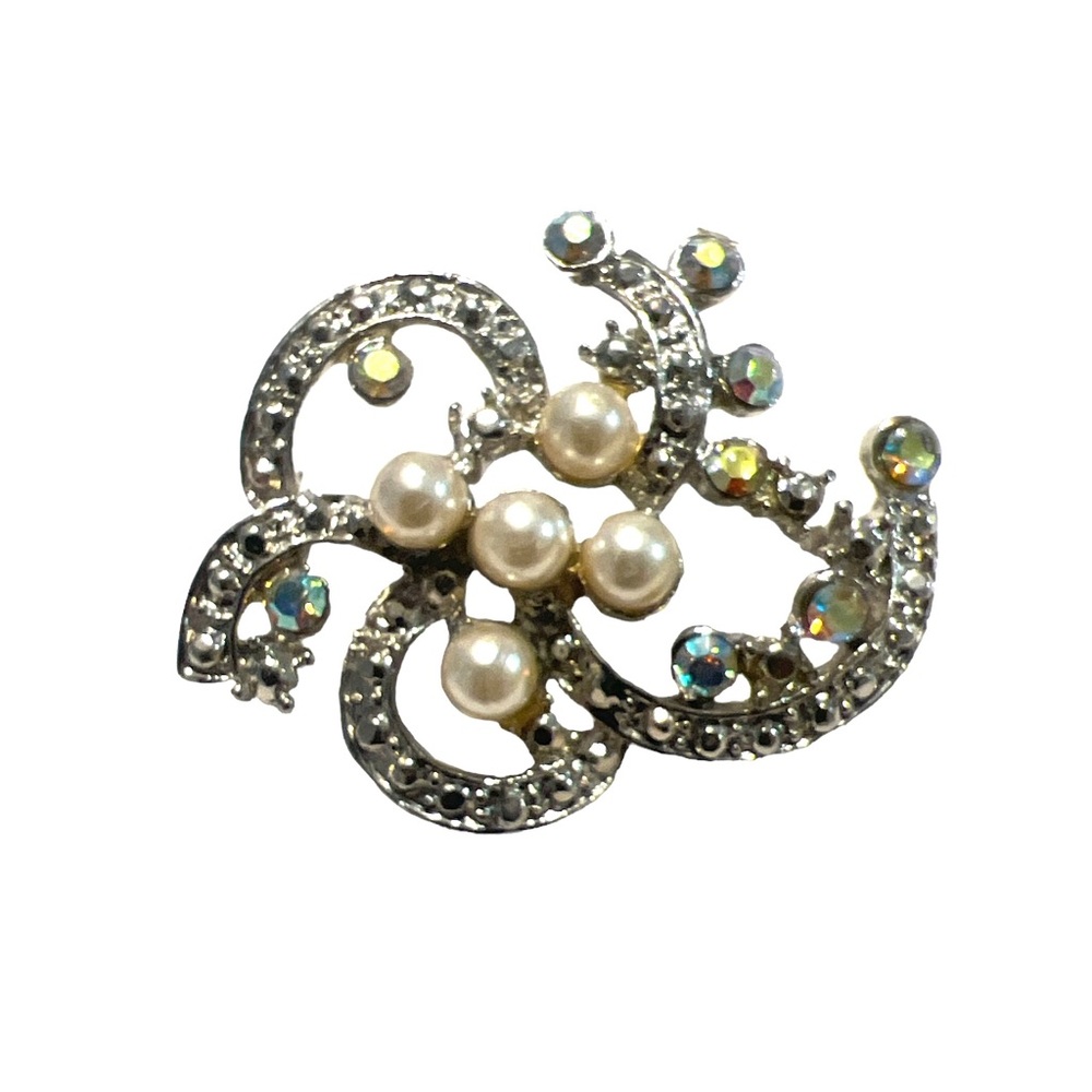Vintage 1950’s‎ Rhinestone Brooch with Pearls